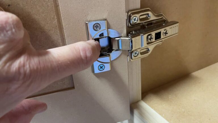 7 Best Cabinet Hinges for Kitchen Remodel in 2025: Top Picks for Smooth Upgrade