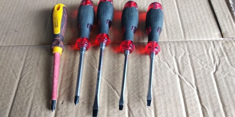 Magnetic Screwdrivers: Are They Worth It